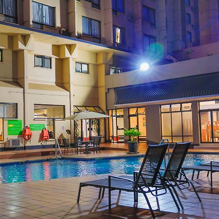 Holiday Inn - Harare By Ihg Esterno foto