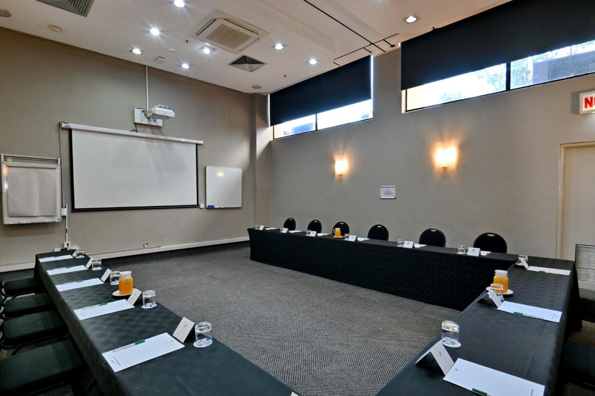 Holiday Inn - Harare By Ihg Esterno foto