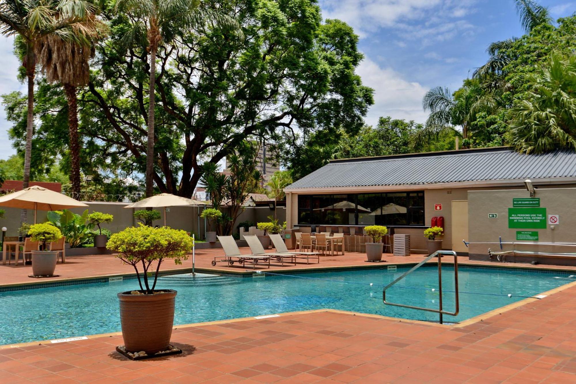 Holiday Inn - Harare By Ihg Esterno foto