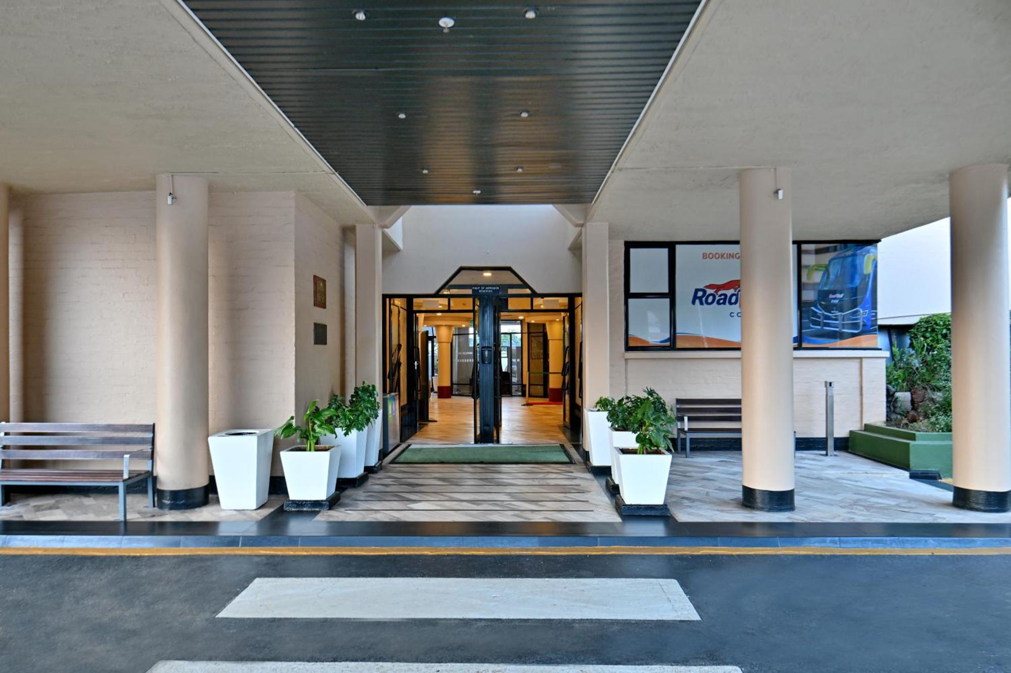 Holiday Inn - Harare By Ihg Esterno foto