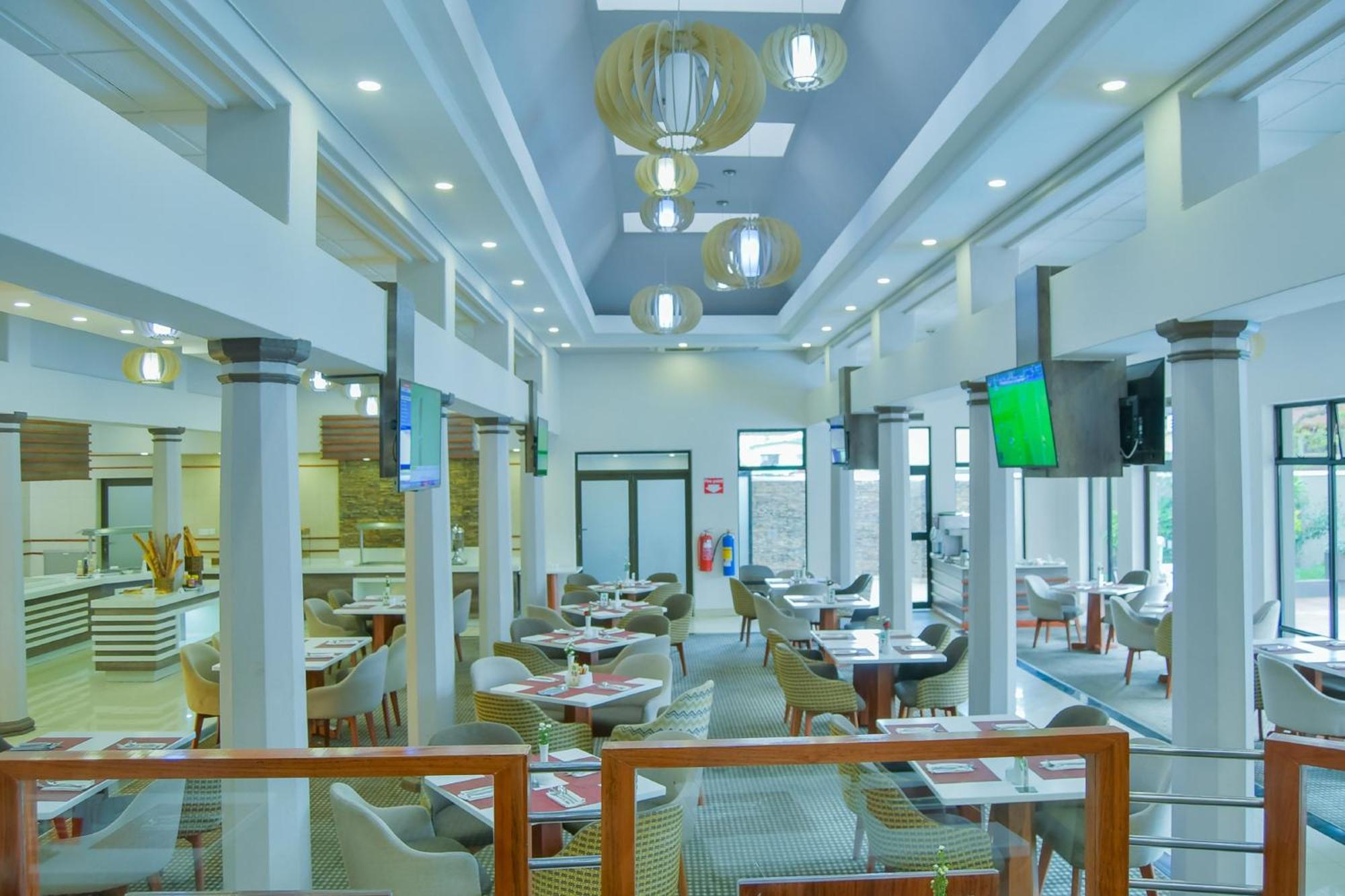 Holiday Inn - Harare By Ihg Esterno foto