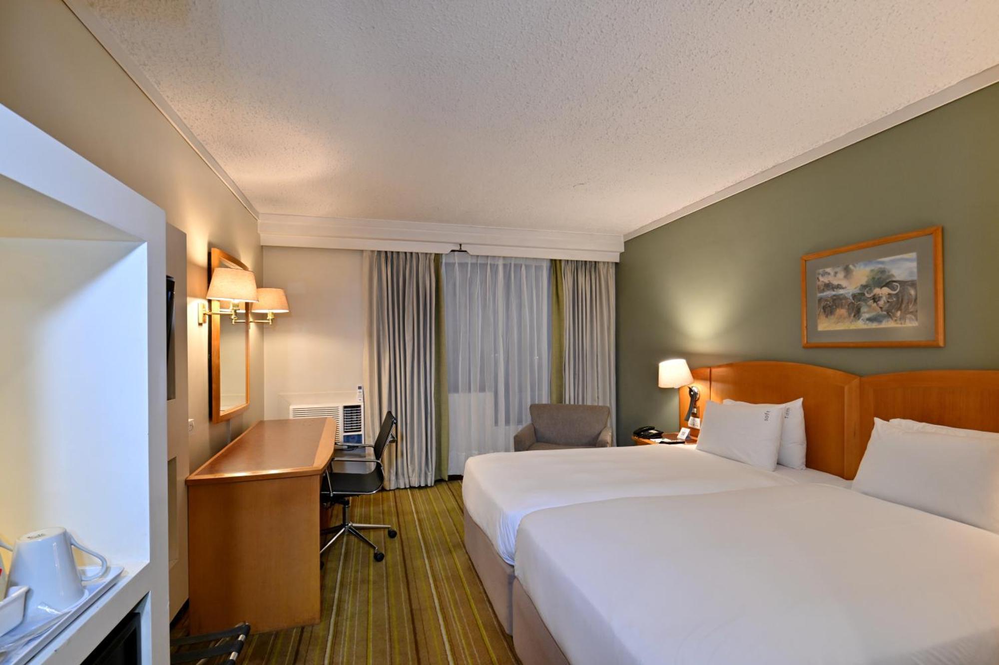 Holiday Inn - Harare By Ihg Esterno foto