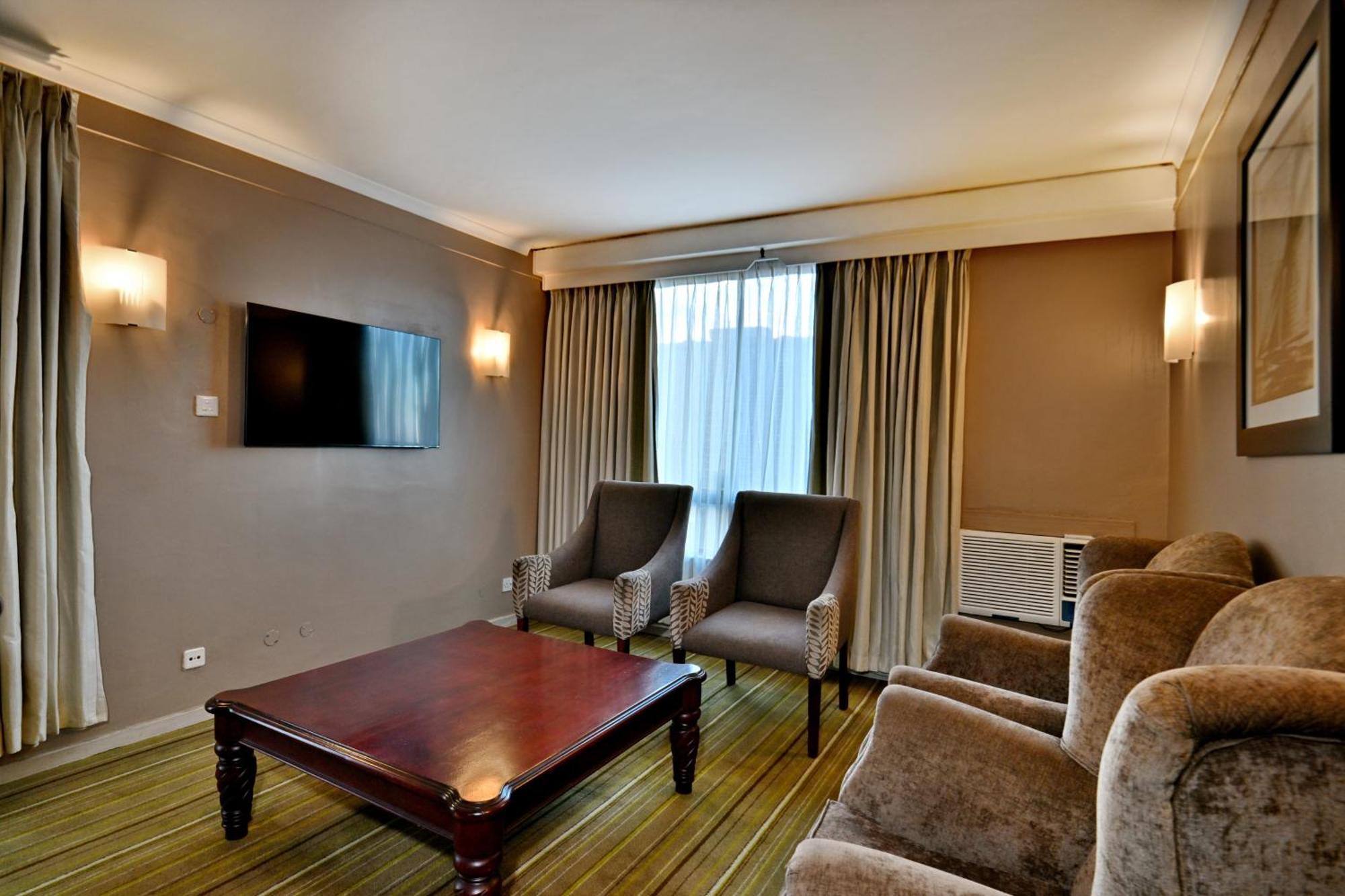 Holiday Inn - Harare By Ihg Esterno foto