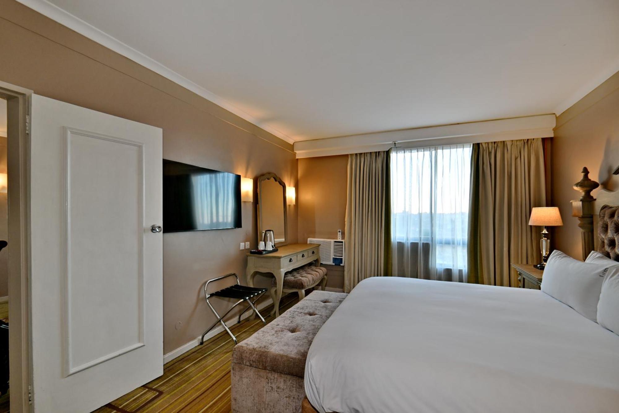 Holiday Inn - Harare By Ihg Esterno foto