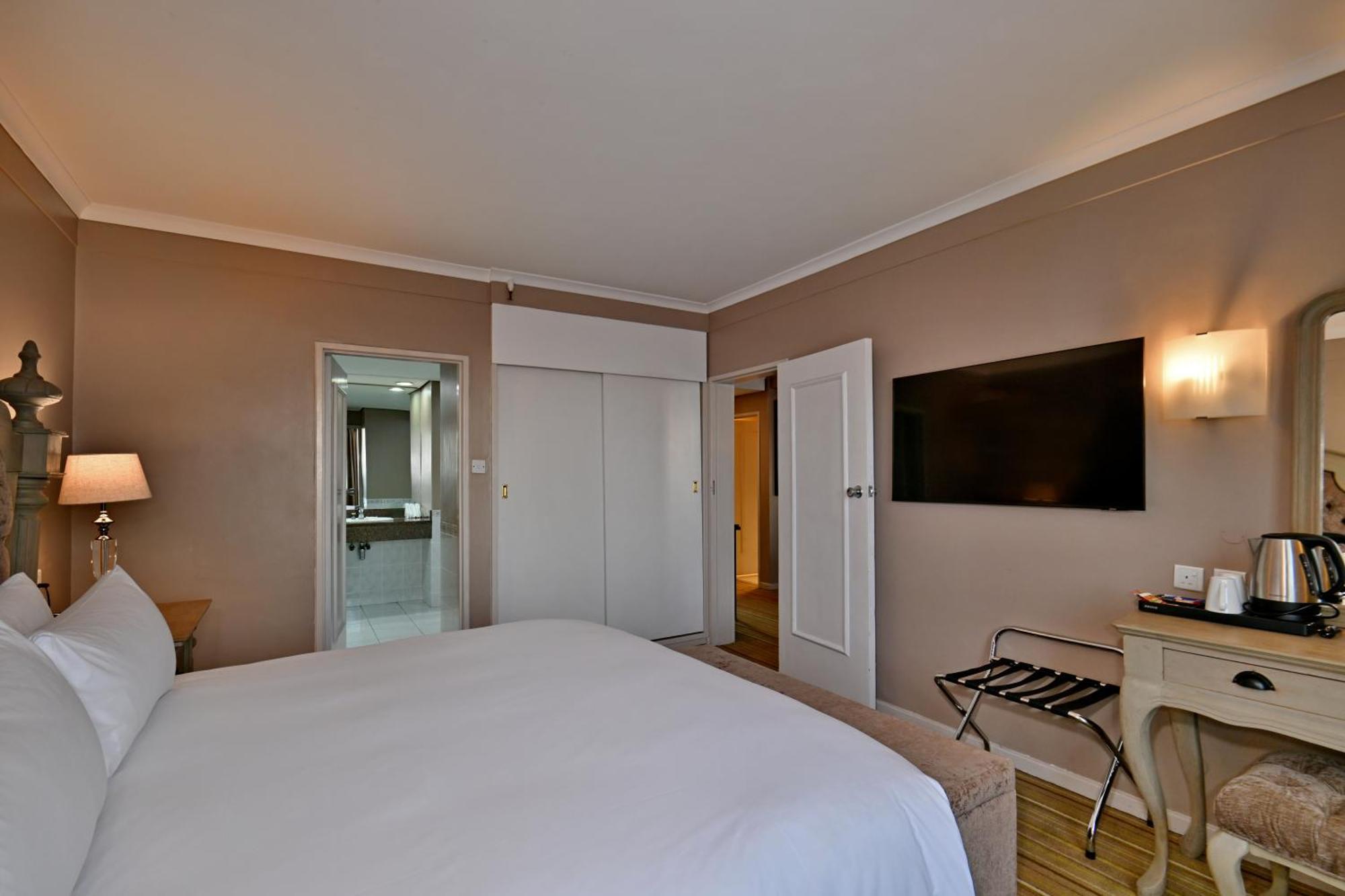 Holiday Inn - Harare By Ihg Esterno foto